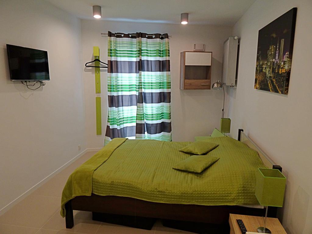 Apartamenty Metro Mlociny Warsaw Room photo
